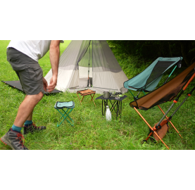 Grand tabouret pliant compact light BIG FOLDING STOOL LACAL