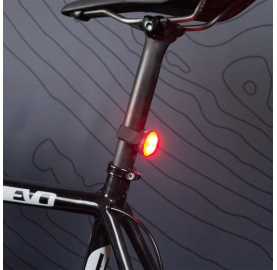 toute petite lampe d'appoint a accrocher Smini Rear Light SILVA Mini lampe ronde