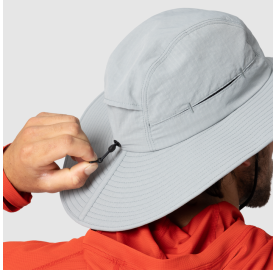 Grand chapeau de randonnée à large bord serrage arrière