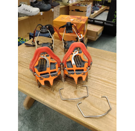 Crampons techniques ALPINIST PRO Mono-pointe CAMP