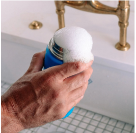 1 pastille de nettoyant pour 1 litre d'eau nettoyant pour mug et gourde